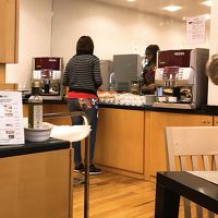 朝食会場[SALA BREAKFAST]