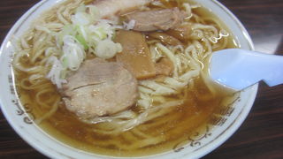 人気の佐野ラーメンのお店