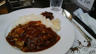 「上野精養軒 3153店」でハヤシライス