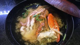 カニ味噌汁のカニは冷凍だが美味しい