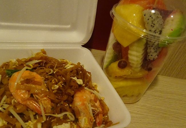 バンザーン市場の夕方からの屋台