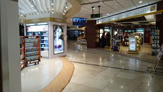 コンパクトな空港