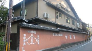 往時の風情を残す