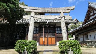 天狗のお面で有名です。