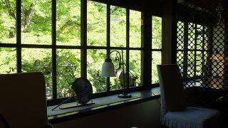 グレゴリオ聖歌が流れる別世界