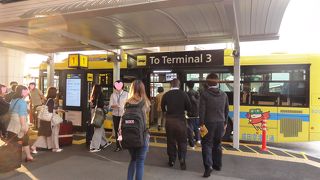 重い荷物ある時はバス