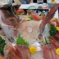 夕食の刺し盛りです！！！