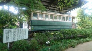 神苑は有料なのでほとんど人がいなった