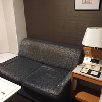 大きめのソファーあり