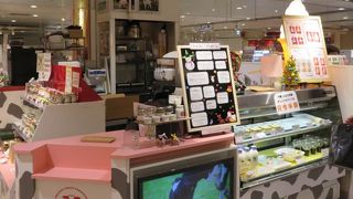 食べるスペースもあります