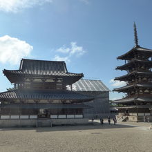 五重塔内の塑像は撮影禁止です