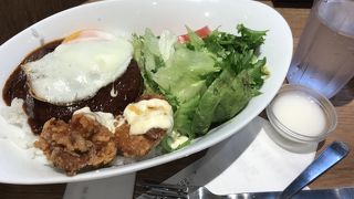 駅ナカのカフェ