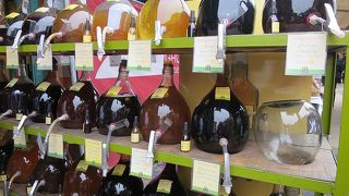 ウィーンの造酢メーカー、ゲーゲンバウアーの直営店で珍しいお酢が買えます