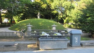 原爆で犠牲となった身元不明の遺骨７万柱あまり。