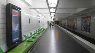 グラン ブルヴァール駅