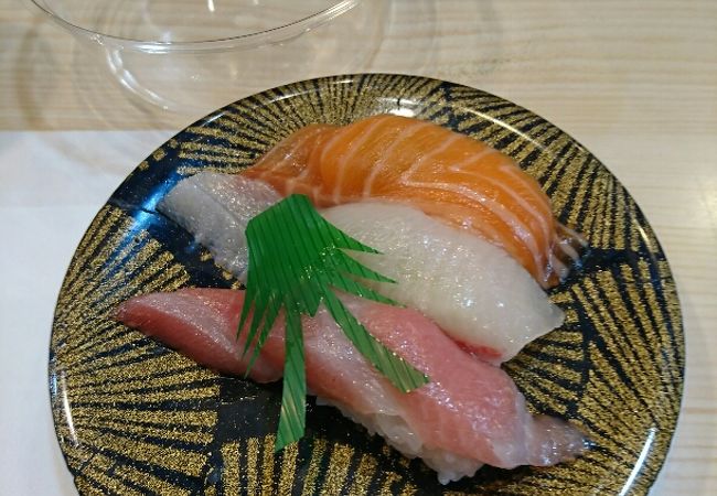 地元の新鮮な魚を楽しめます