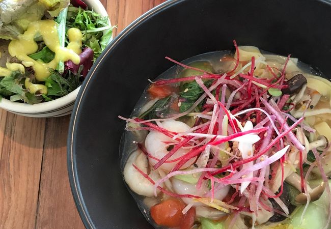 海が見えるダイニング