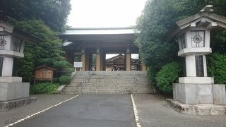 必勝祈願の神社です