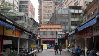 ちょっと怖いので明るいうちに行ってみました