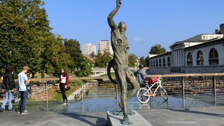 肉屋ではなく芸術の橋でした