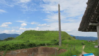 本物の遺構を露出展示しています