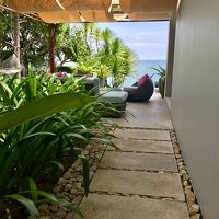 アウトドアシャワーからアウトドアリビング