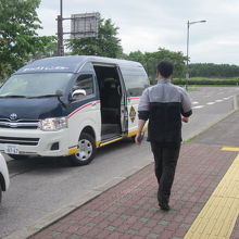 オリックスは送迎車にて、中標津支店まで移動することになります