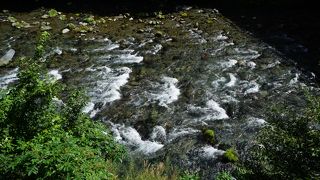 びっくりするくらい澄んだ水