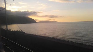 札幌～小樽は道路より海が見えます