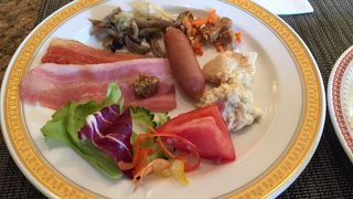 朝食バイキング
