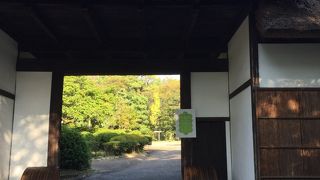 趣のある静かな公園