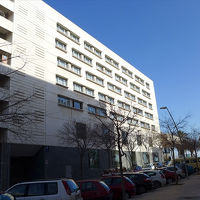 少し古そうな外観でした。