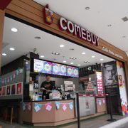 日本にも出店しているタピオカミルクティーのお店です