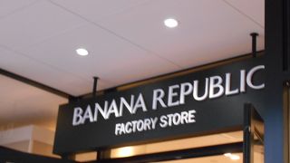 ラインがきれいなファッションアイテムもありました