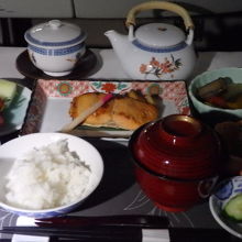 NRT－DXB　到着前の食事