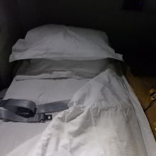 DXB-HND　シートのベッド使用