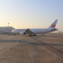 なんとかっていう車に押され、出発です!!