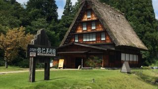 合掌造りの美術館