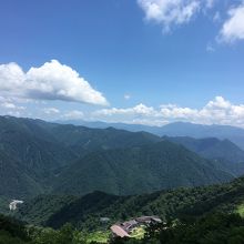 ロープウエィで手軽にこの絶景