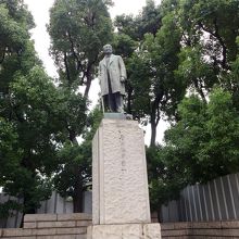 渋沢栄一の銅像