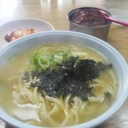 手打ち麺がモチモチ