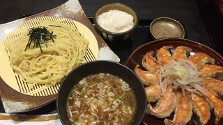 熱海の新名所のお店