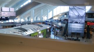 トムブラッドレーで乗り継