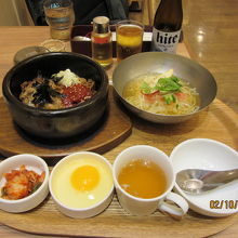 ランチセットと韓国ビール