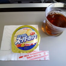 関空-バリ（デンパサール）　軽食②