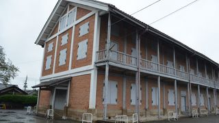 今は改修工事中