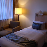 室内の様子ベッドが少し狭いですエアコンが効き過ぎて切りました