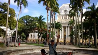 ヘプブリカ広場