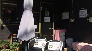 大徳寺の門前にお洒落なカフェ