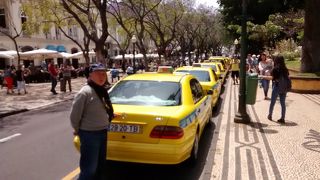 英語が堪能なタクシー運転手も多いみたいでした。